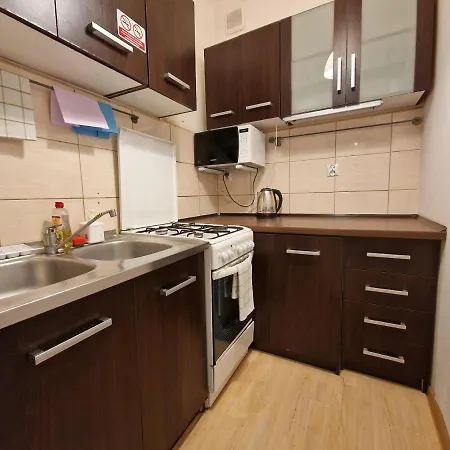 Apartment R Mieszkanie Cale Albo Pokoj Bllisko Wszystko